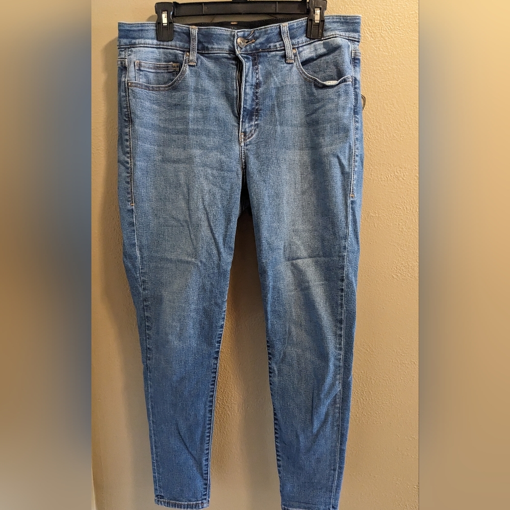Skinny jeans